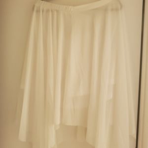 Breezy White Skirt